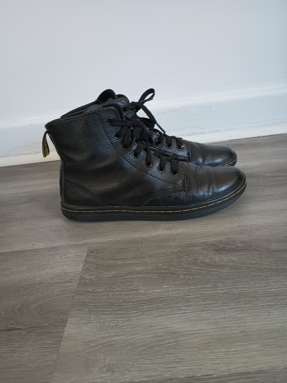 Dr. Martens boots in soft black leather Size 7,5